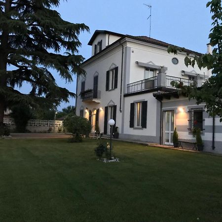 B&B Villa Prestigio Нови-Лигуре Экстерьер фото