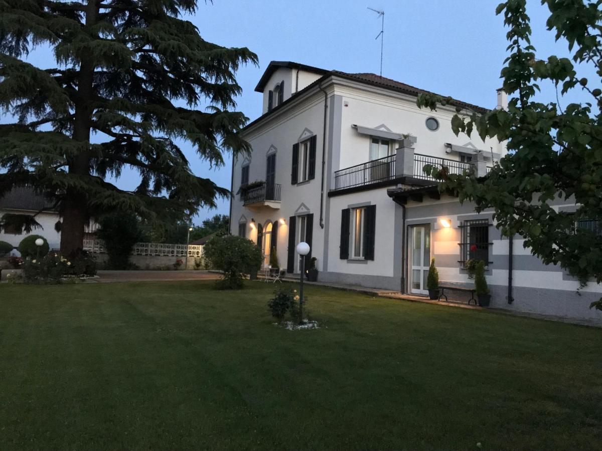 B&B Villa Prestigio Нови-Лигуре Экстерьер фото
